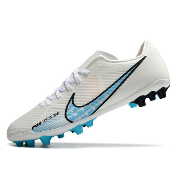 Botas de fútbol Nike Air Zoom Mercurial Vapor 15 Academy AG para césped artificial, color blanco y azul