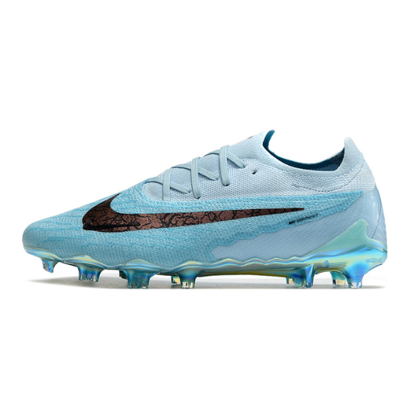 Botas de fútbol Nike Phantom GX Elite azul claro para terreno firme FG