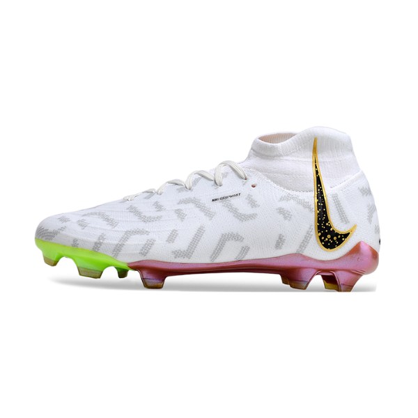 Botas de fútbol Nike Phantom Luna FG para terreno firme, color blanco