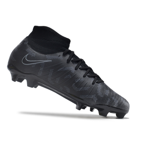 Botas de fútbol Nike Phantom Luna FG para terreno firme, color negro y gris