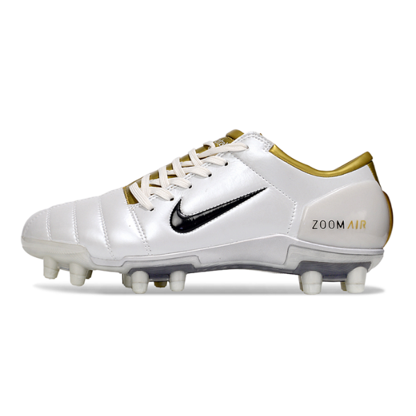 Botas de fútbol Nike Total 90 III FG para terreno firme, color blanco y dorado