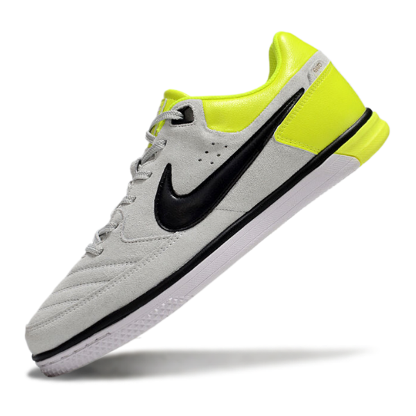 Botas de fútbol sala Nike5 Street Gato IC gris y verde