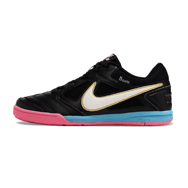 Botas de fútbol sala Nike SB Gato X Supreme IC en negro, rosa y azul