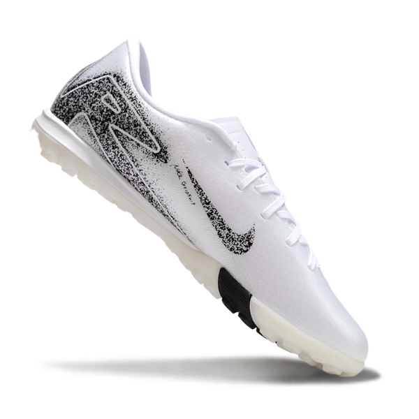 Botas de fútbol Nike Zoom Mercurial Vapor 16 Academy Turf TF blancas y negras