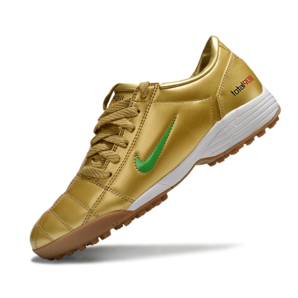 Botas de fútbol Nike Total 90 III Turf TF doradas y verdes