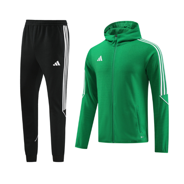 Conjunto Adidas Cold Set con abrigo y pantalones verde y negro