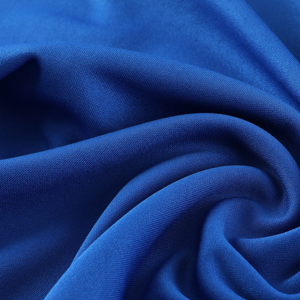 Conjunto Adidas Blue Cold con camiseta y pantalones con cremallera de un cuarto