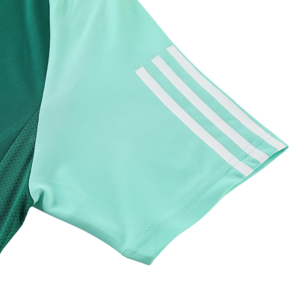 Conjunto de entrenamiento Adidas Green de camiseta y pantalones cortos