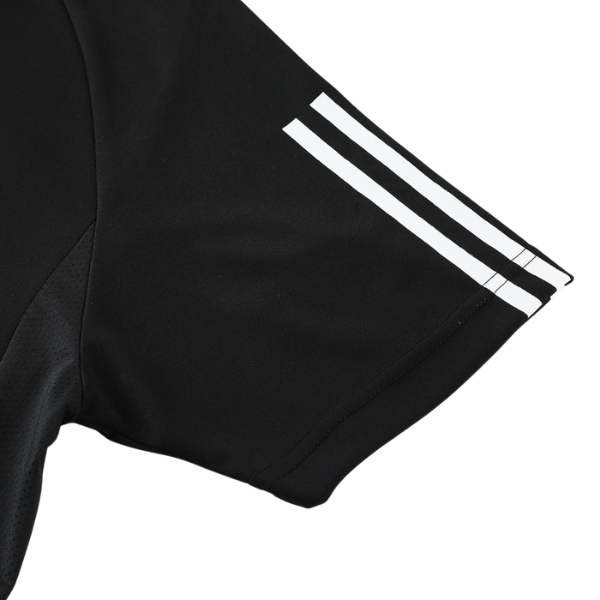 Conjunto de entrenamiento Adidas negro con camiseta y pantalones cortos