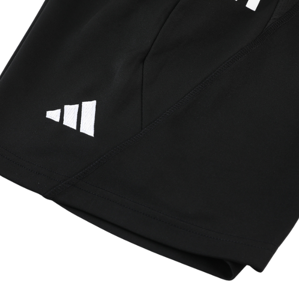 Conjunto de entrenamiento Adidas negro con camiseta y pantalones cortos
