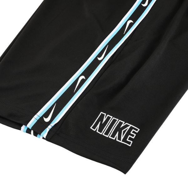 Conjunto de entrenamiento Nike azul y negro: camiseta y pantalones cortos