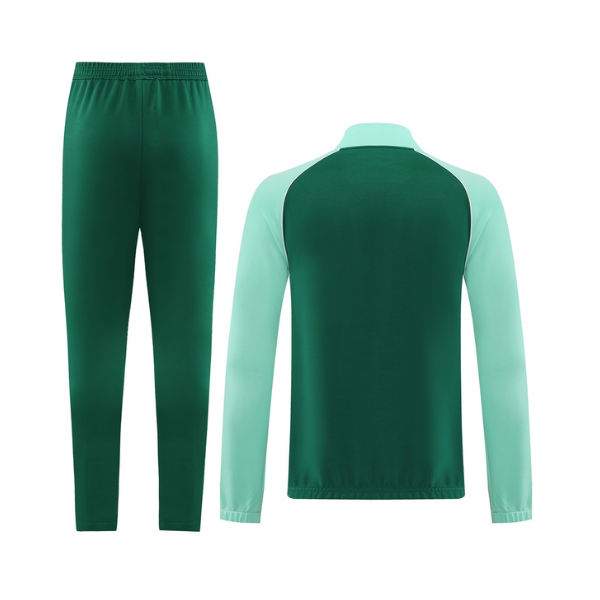 Chaqueta y pantalones Nike Green Cold Set