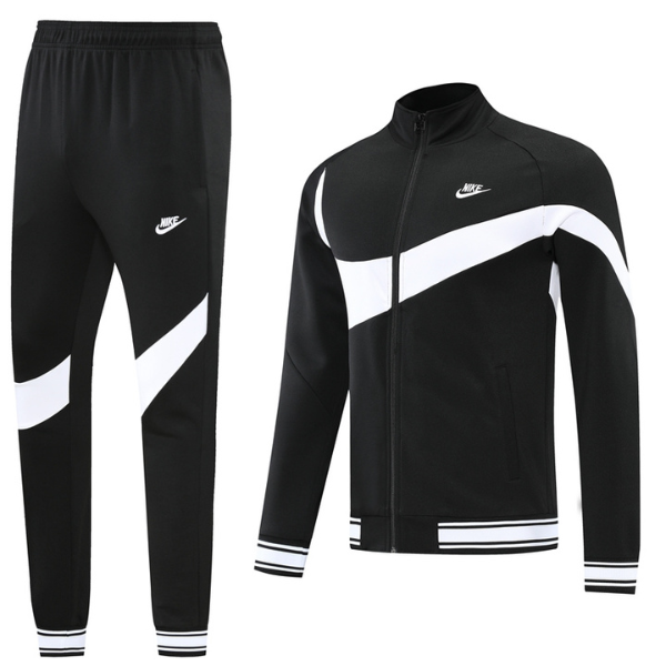 Chaqueta y pantalones Nike Cold Set en blanco y negro