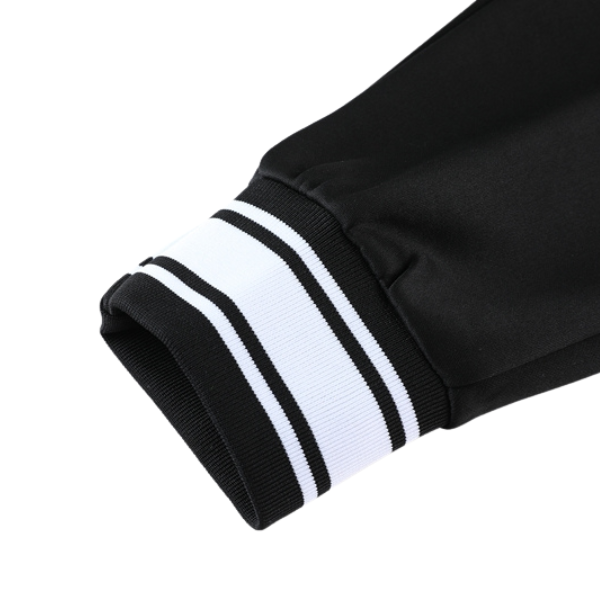Chaqueta y pantalones Nike Cold Set en blanco y negro
