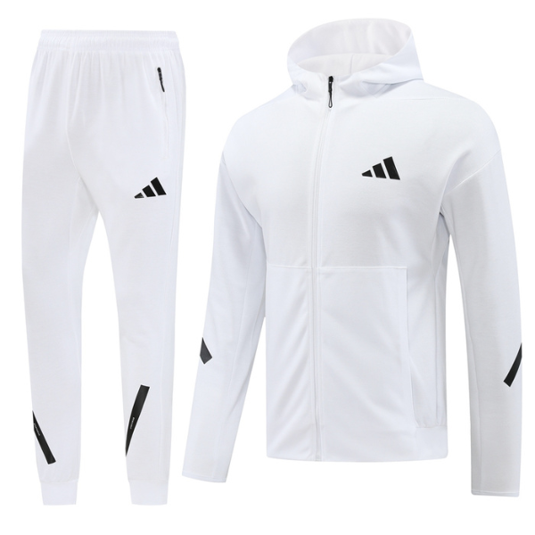 Conjunto de chaqueta y pantalones blancos Adidas Cold Set