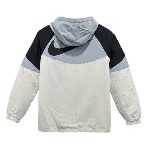 Chaqueta cortavientos Nike blanca y negra
