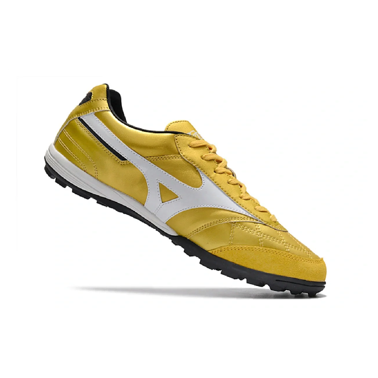 Botas de fútbol Mizuno Morelia Sala Turf TF doradas y blancas