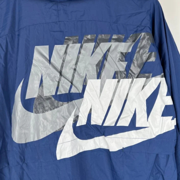 Chaqueta cortavientos azul Nike