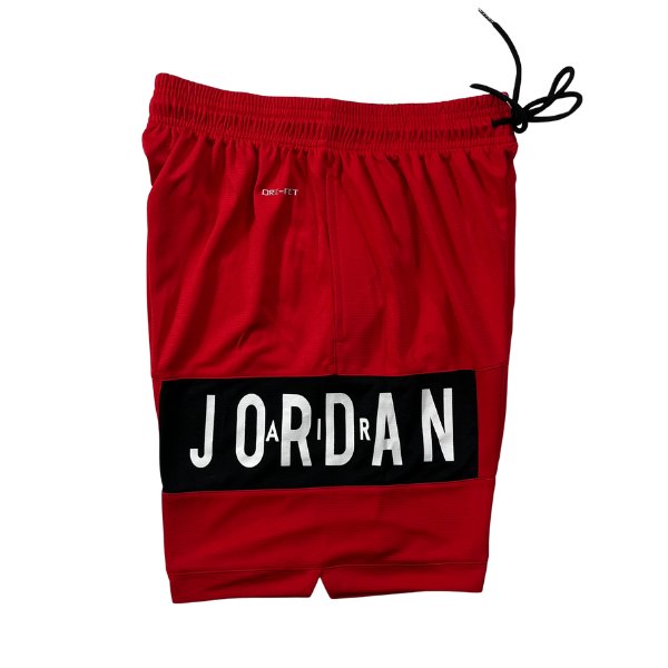 Pantalones cortos Jordan rojos y negros