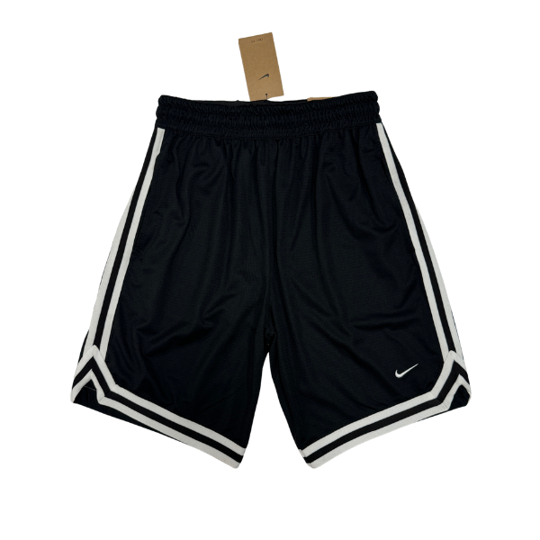Pantalones cortos Nike en blanco y negro