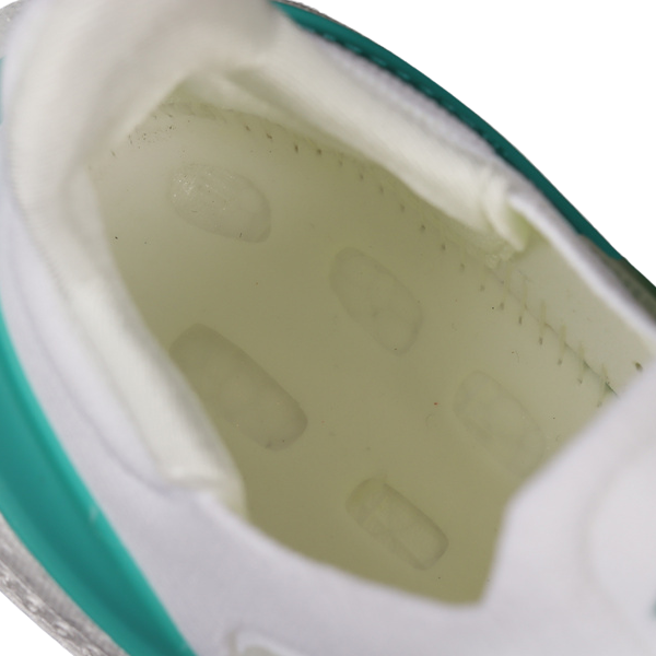 Zapatillas de running Adidas Ultraboost Light White Green