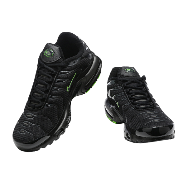Zapatillas Nike Air Max Plus TN negras y voltio informales