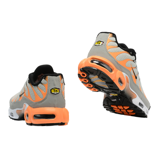 Zapatillas Nike Air Max Plus TN informales en gris y naranja