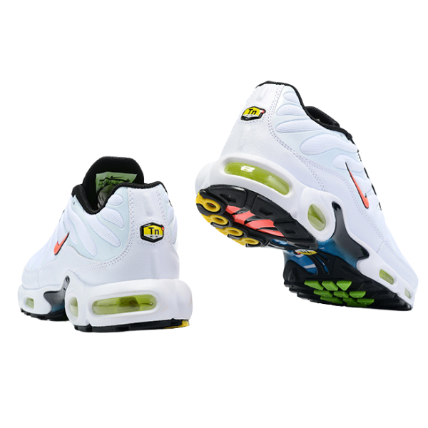 Zapatillas Nike Air Max Plus TN blancas estilo casual