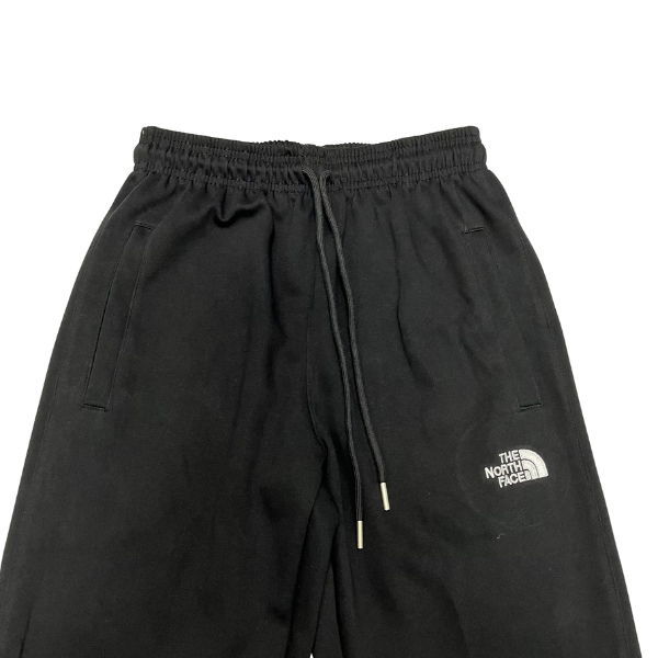 Pantalones deportivos negros The North Face