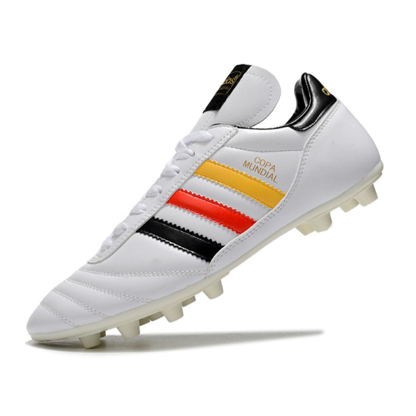 Botas de fútbol Adidas Copa Mundial.1 Alemania Pack Negro y Blanco para terreno firme FG