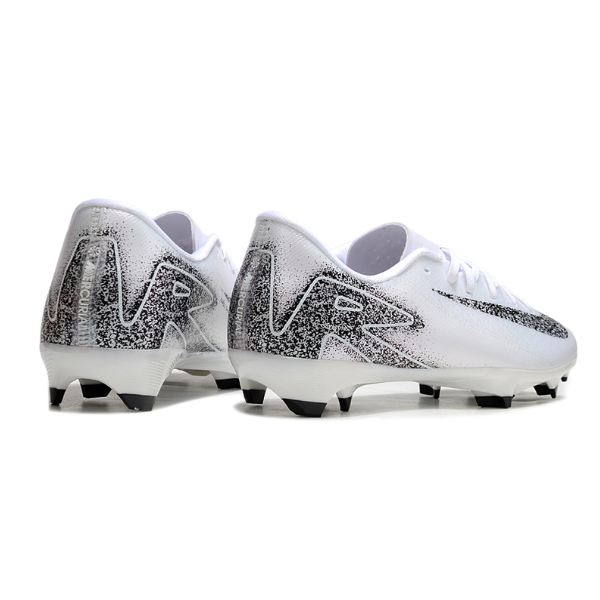 Botas de fútbol Nike Zoom Mercurial Vapor 16 Academy FG para terreno firme, color blanco y negro