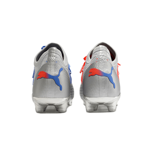 Botas de fútbol Puma Future Z 1.3 FG para terreno firme, color gris, azul y naranja