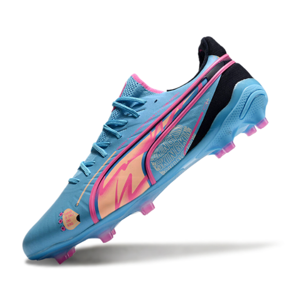 Botas de fútbol Puma King Ultimate Volume Up Pack Firm Ground FG en blanco y negro