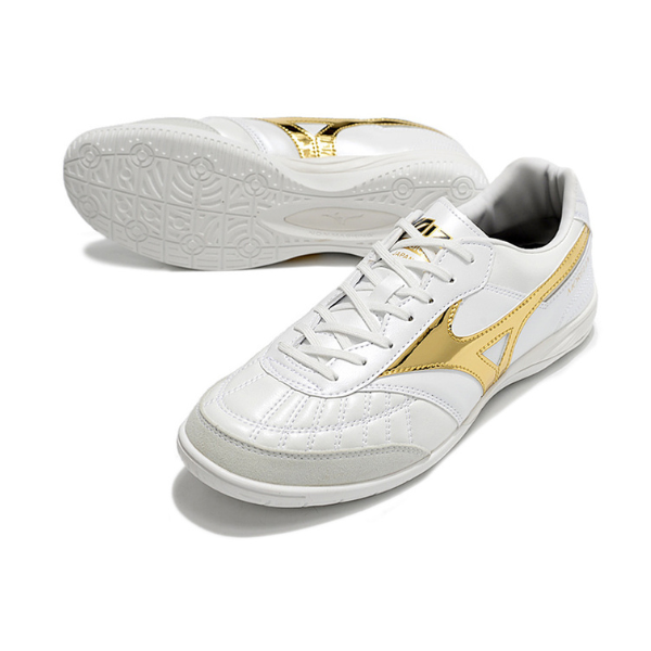 Botas de fútbol sala Mizuno Morelia Sala Japan IC en blanco y dorado