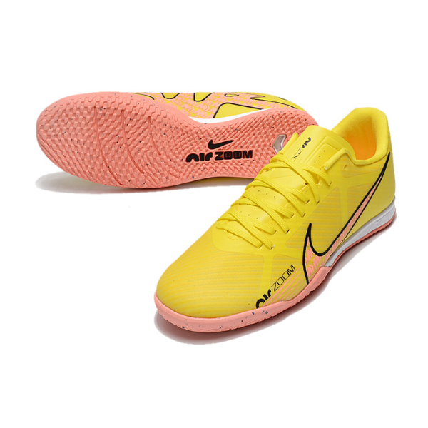 Nike Vapor 15 Academy Lucent Pack Indoor IC Football Boot