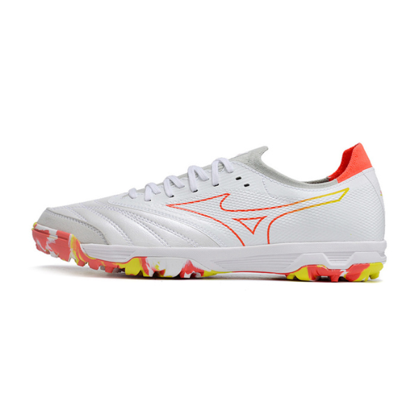 Bota de fútbol Mizuno Morelia Sala Turf TF naranja y amarilla