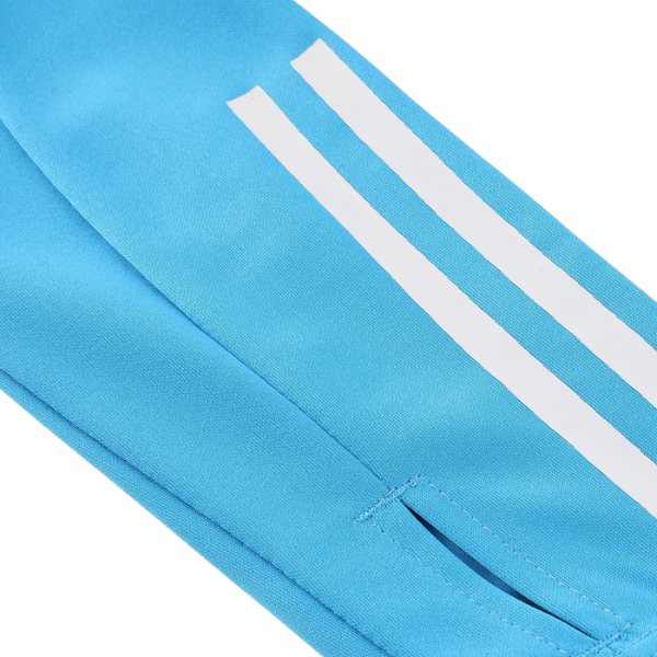 Conjunto Adidas Blue Cold con camiseta y pantalones con cremallera de un cuarto