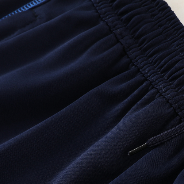 Conjunto Adidas Blue Cold con camiseta y pantalones con cremallera de un cuarto