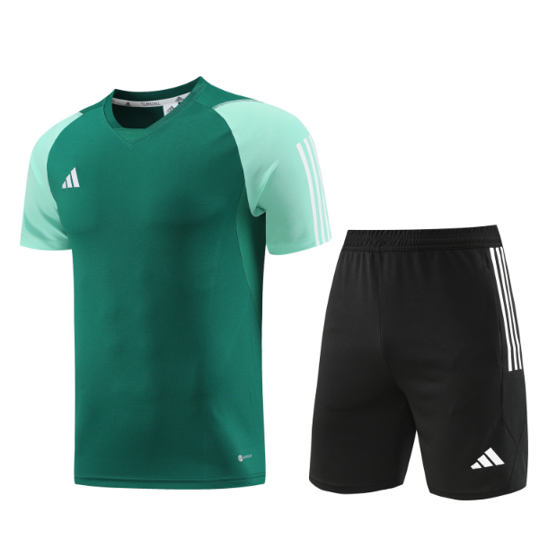 Conjunto de entrenamiento Adidas Green de camiseta y pantalones cortos 
