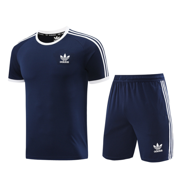 Conjunto de entrenamiento Adidas azul oscuro con camiseta y pantalones cortos 