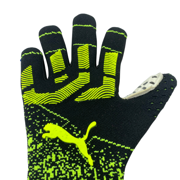 Puma Future Z Black and Green Goalkeeper Gloves 
