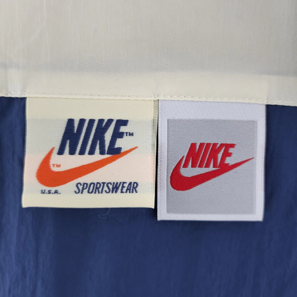 Nike Beige Blue Windbreaker Jacket 