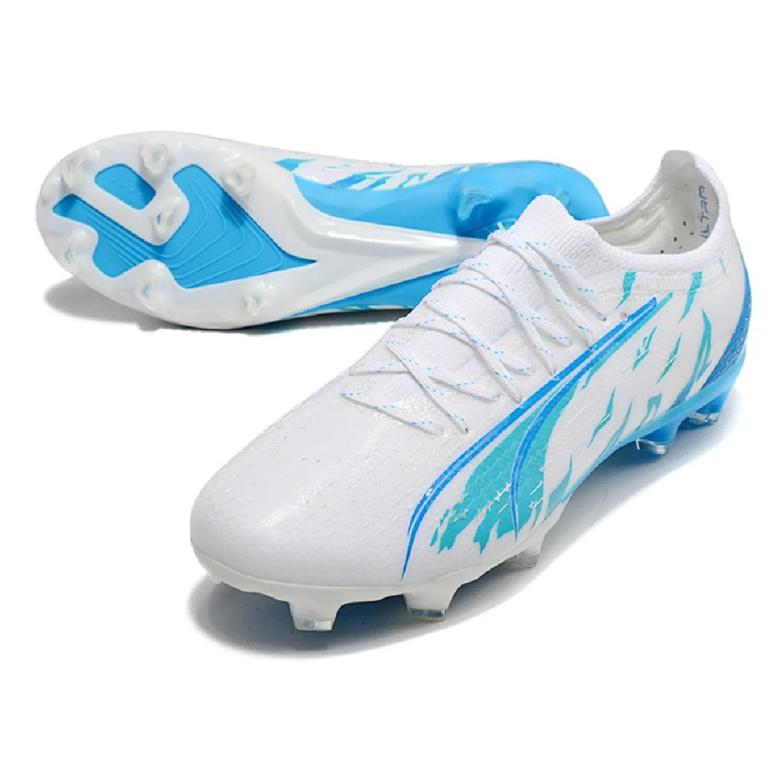 Botas de fútbol Puma Ultra Ultimate FG para terreno firme, color blanco y azul
