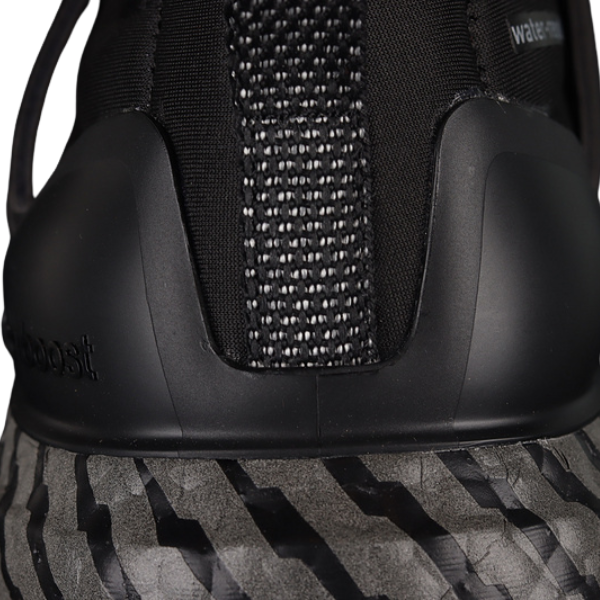 Zapatillas de running Adidas Ultraboost Light negras y azules 