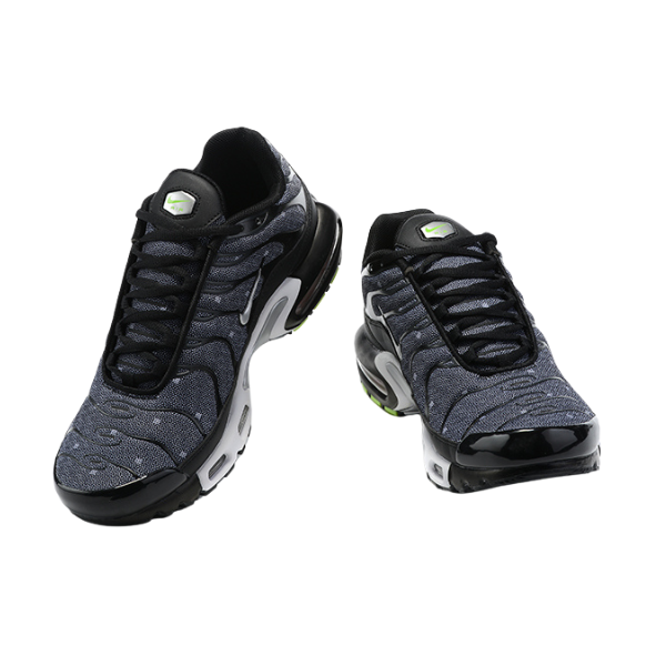 Zapatillas Nike Air Max Plus TN informales en negro y gris