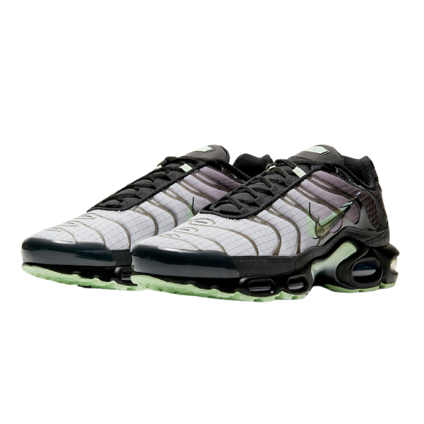 Zapatillas casuales Nike Air Max Plus TN con brillo verde