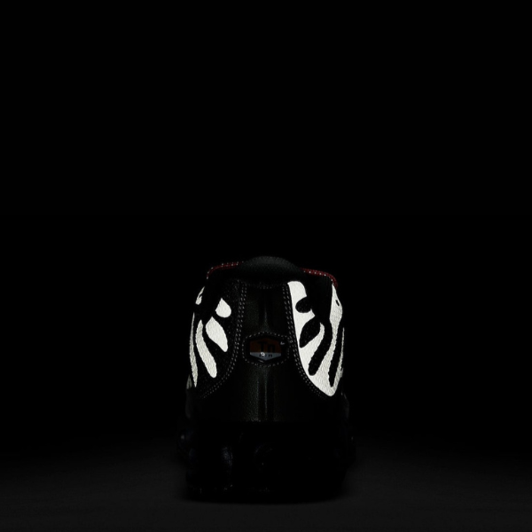 Nike Air Max Plus TN Olive Reflective Casual Shoes