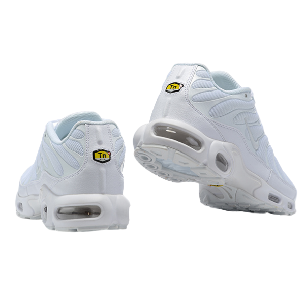 Zapatillas casuales Nike Air Max Plus TN en blanco triple