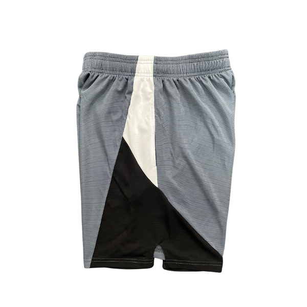 Pantalones cortos Under Armour grises, negros y blancos 